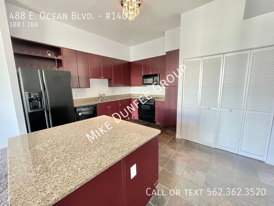 Spacious One Bedroom Condo in Downtown Long Beach property image
