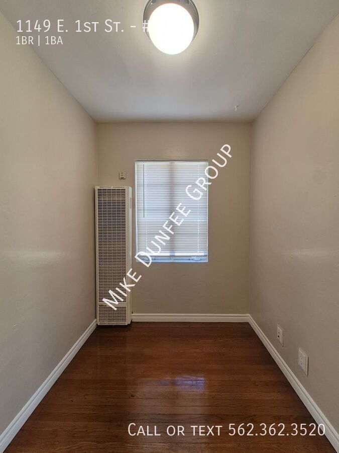 One Bedroom Apartment Upstairs With Hardwood Floors property image