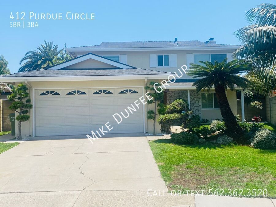 Beautifully Renovated 2-Story Home in College Park West, Seal Beach property image