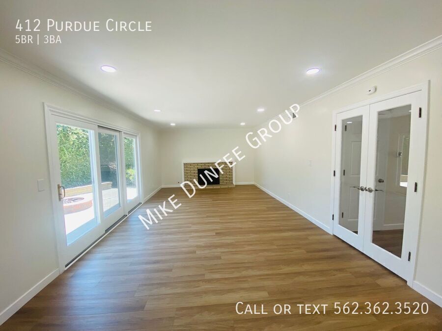 Beautifully Renovated 2-Story Home in College Park West, Seal Beach property image