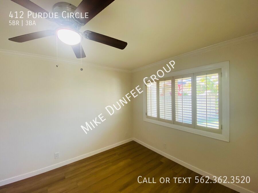Beautifully Renovated 2-Story Home in College Park West, Seal Beach property image