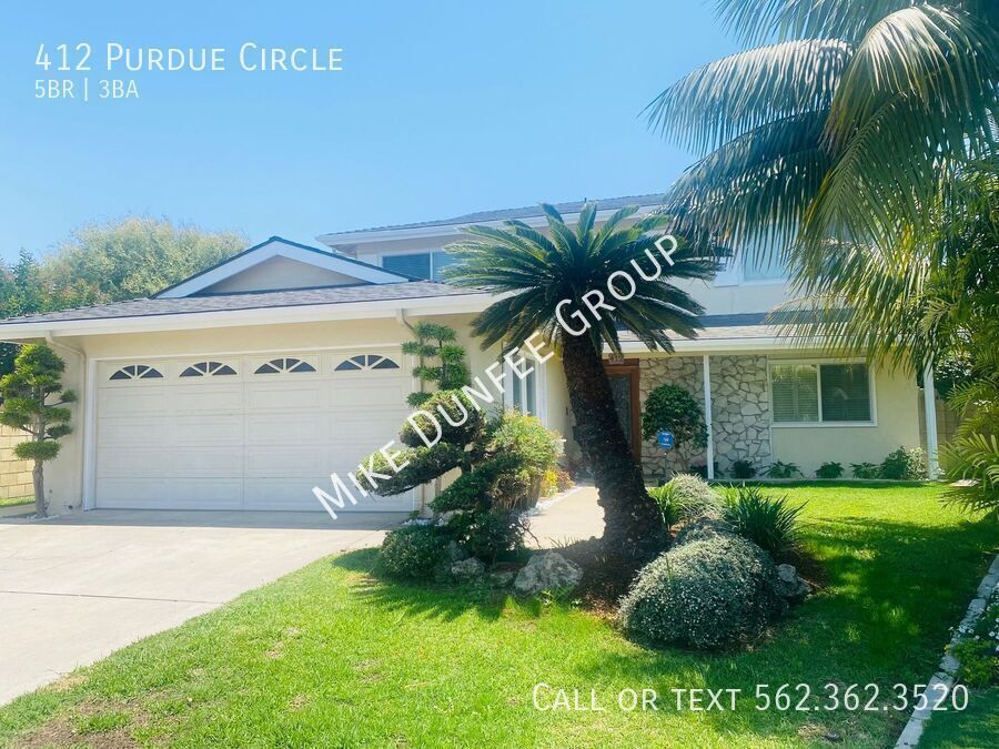 Beautifully Renovated 2-Story Home in College Park West, Seal Beach property image