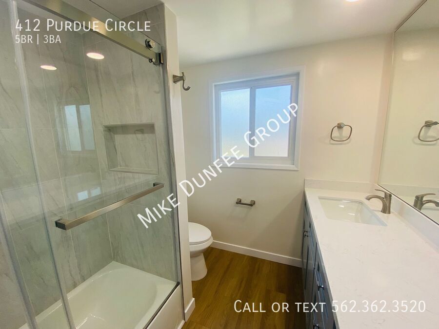 Beautifully Renovated 2-Story Home in College Park West, Seal Beach property image