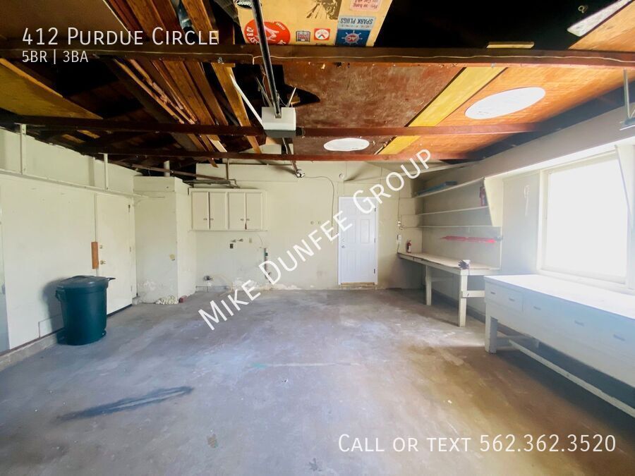 Beautifully Renovated 2-Story Home in College Park West, Seal Beach property image