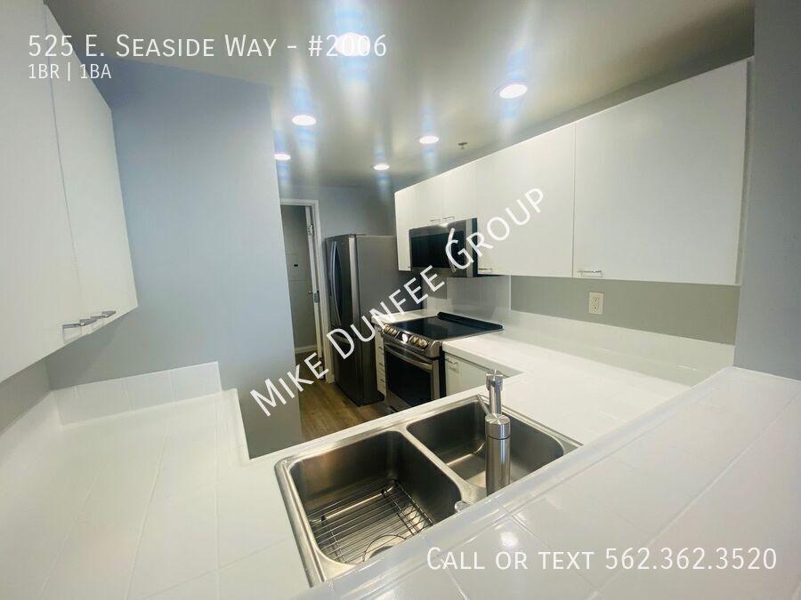 Luxurious High-Rise Living at HarborPlace Towers in Downtown Long Beach property image