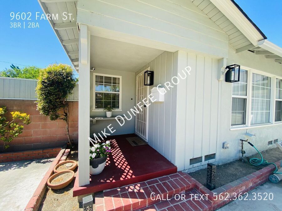 Charming 3-Bedroom Home in Desirable Downey Neighborhood property image
