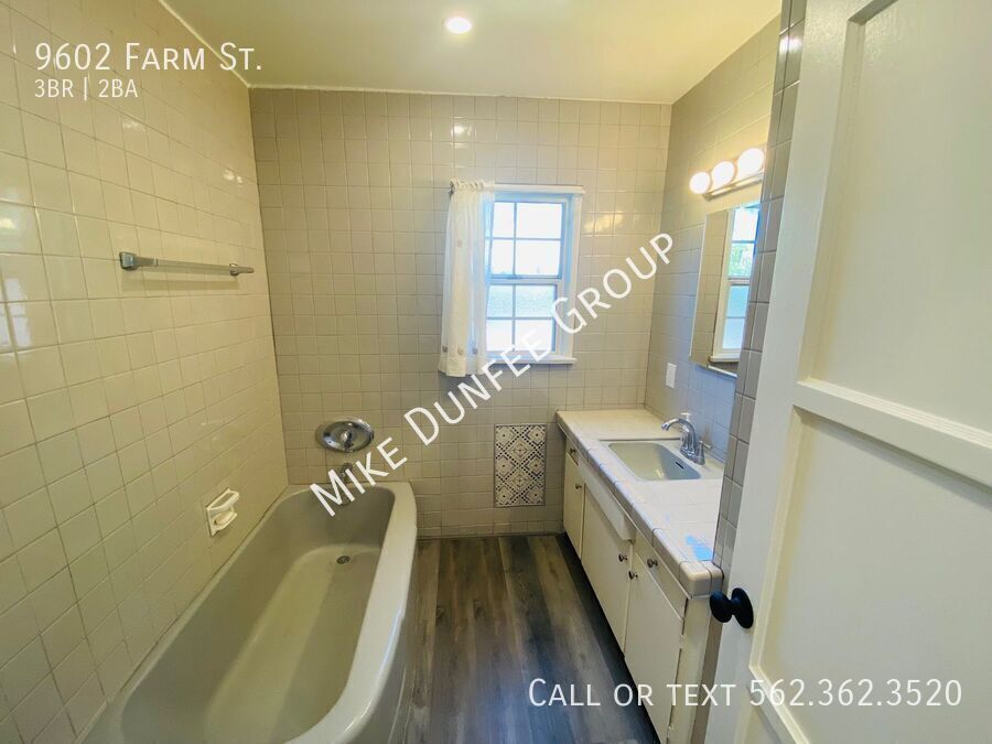 Charming 3-Bedroom Home in Desirable Downey Neighborhood property image
