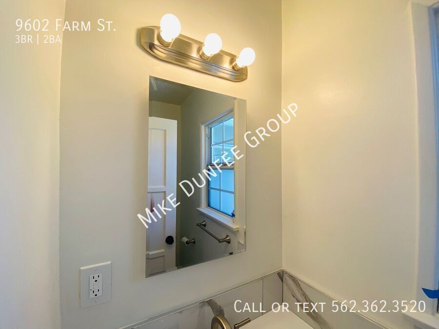 Charming 3-Bedroom Home in Desirable Downey Neighborhood property image