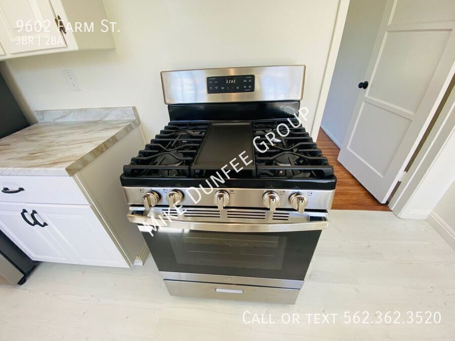 Charming 3-Bedroom Home in Desirable Downey Neighborhood property image