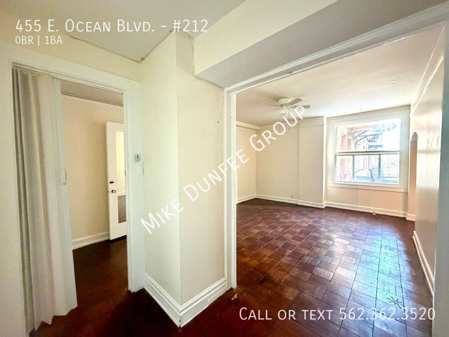 Downtown Long Beach Studio Featuring Walk-in Closet property image
