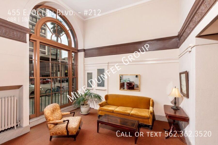 Downtown Long Beach Studio Featuring Walk-in Closet property image
